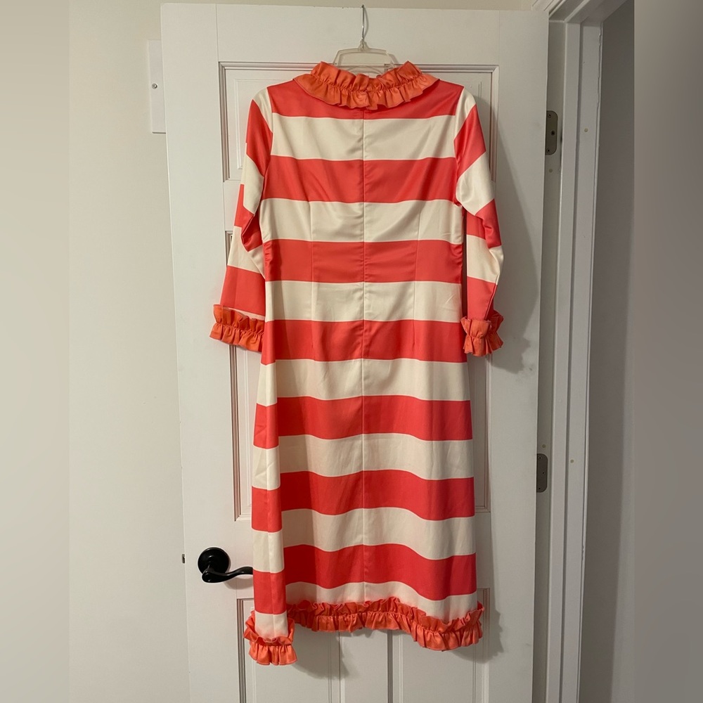 Dainty Jewells Dress - Picture 5 of 5